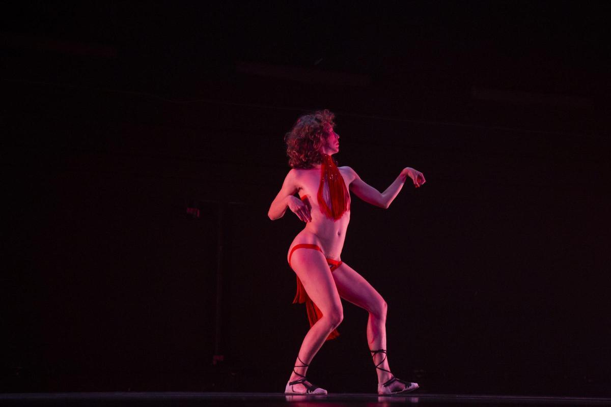 'Maja y bastarda', un collage escénico de Laila Tafur.