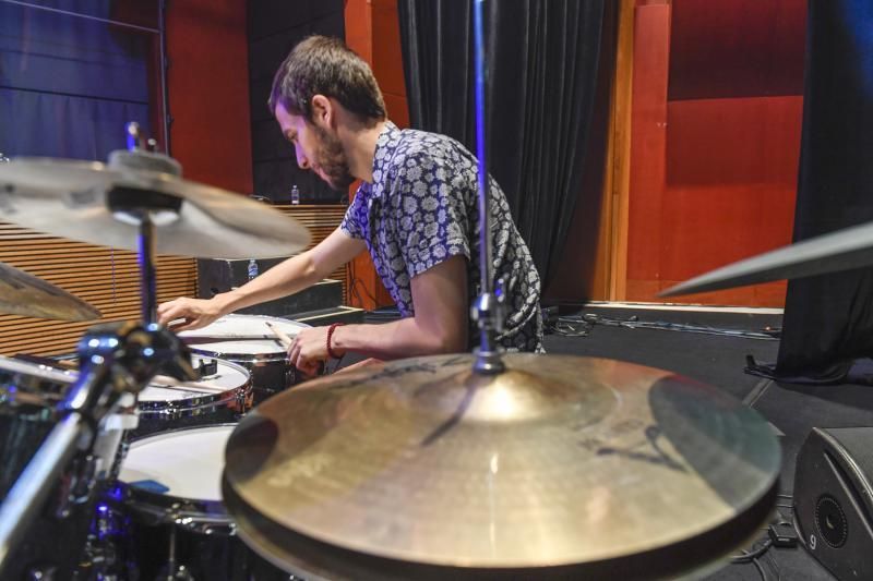 GENTE Y CULTURA 23-10-2018  LAS PALMAS DE GRAN CANARIA.  Reportaje Womex. Reportaje previo a la inauguración de la feria Womex, con la organización, delegaciones y artistas. Ensayo y escenario.  FOTOS: JUAN CASTRO  | 23/10/2018 | Fotógrafo: Juan Carlos Castro