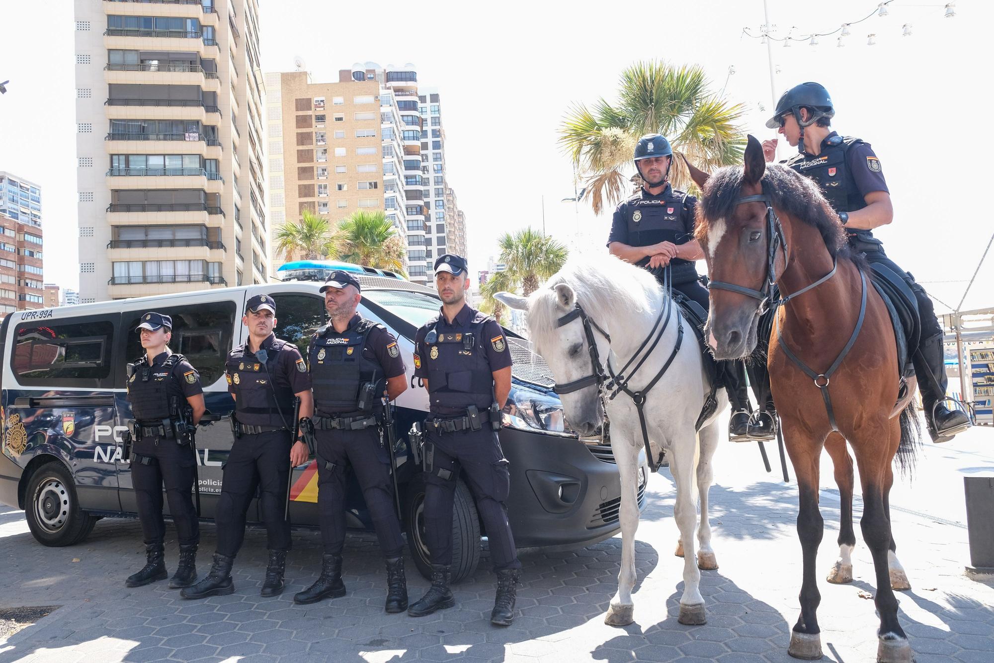 Así ha sido la exposición de medios de la Policía Nacional en Benidorm