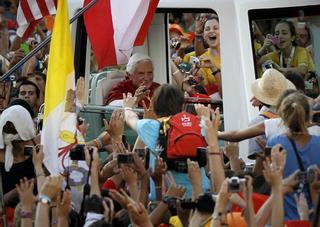 El Papa Ratzinger ante la opinión de los colectivos eclesiales españoles