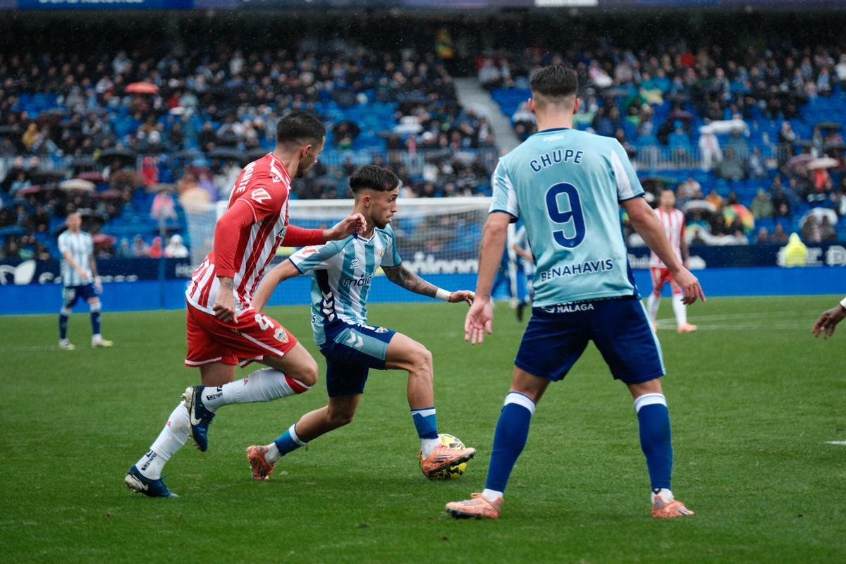 Málaga vs Almeria, estadio la Rosaleda.