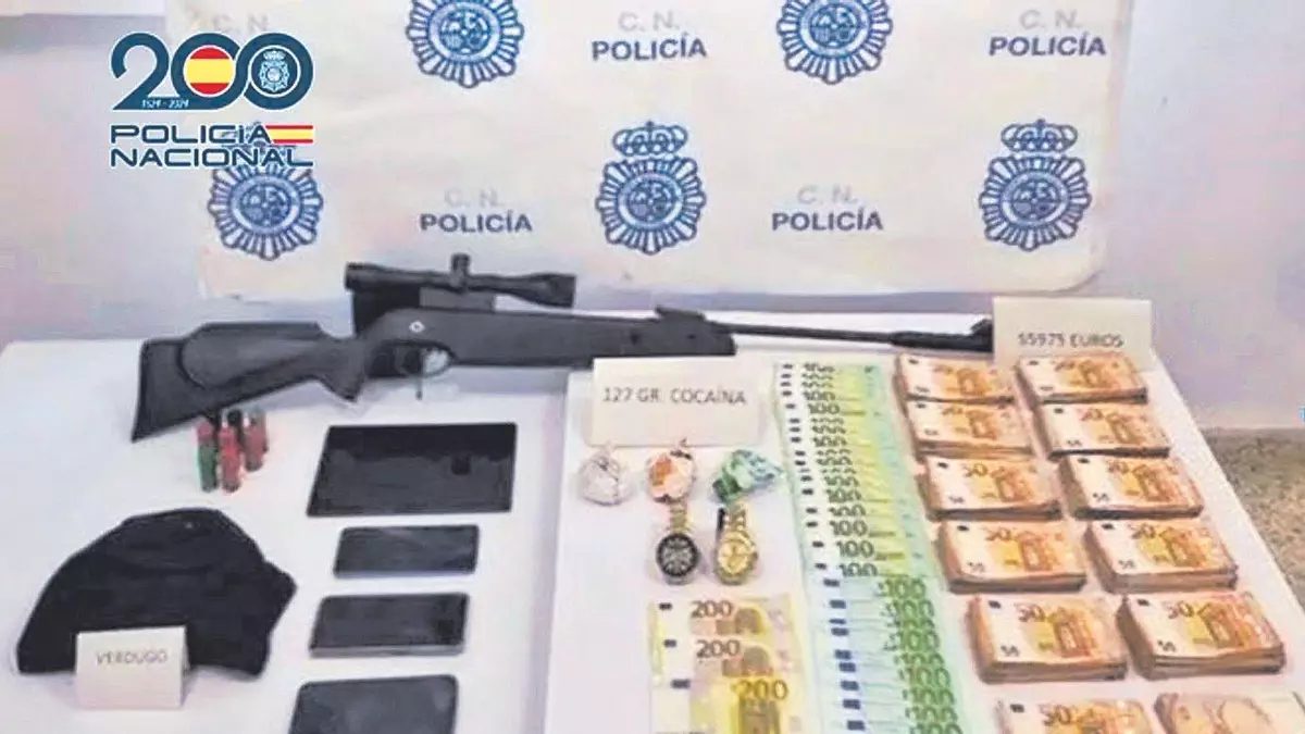 Desarticulada una banda que asaltaba furgones de reparto de dinero con violencia en Canarias