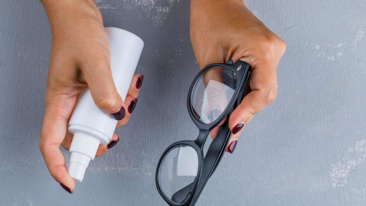 Com haig de netejar les ulleres correctament