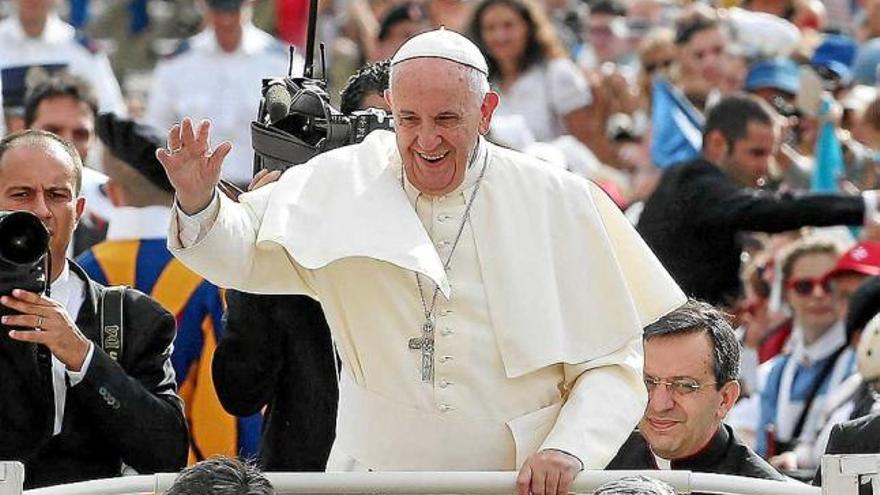 El papa Francesc, a la plaça de Sant Pere del Vaticà