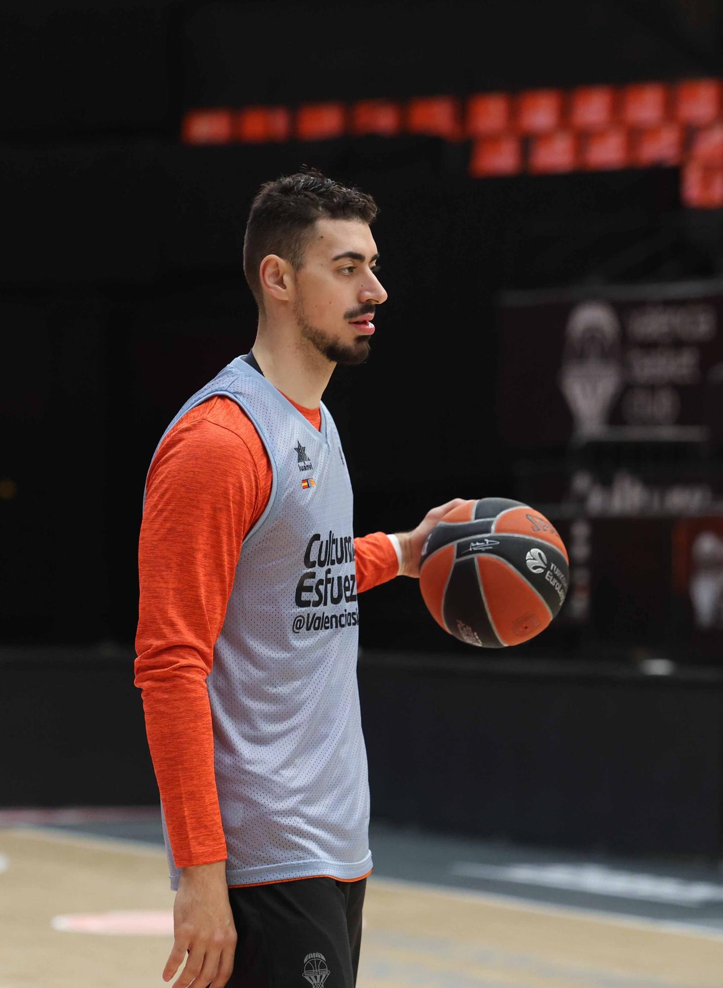 Entrenamiento previo al partido de Euroliga frente al  Meridianbet de Belgrado