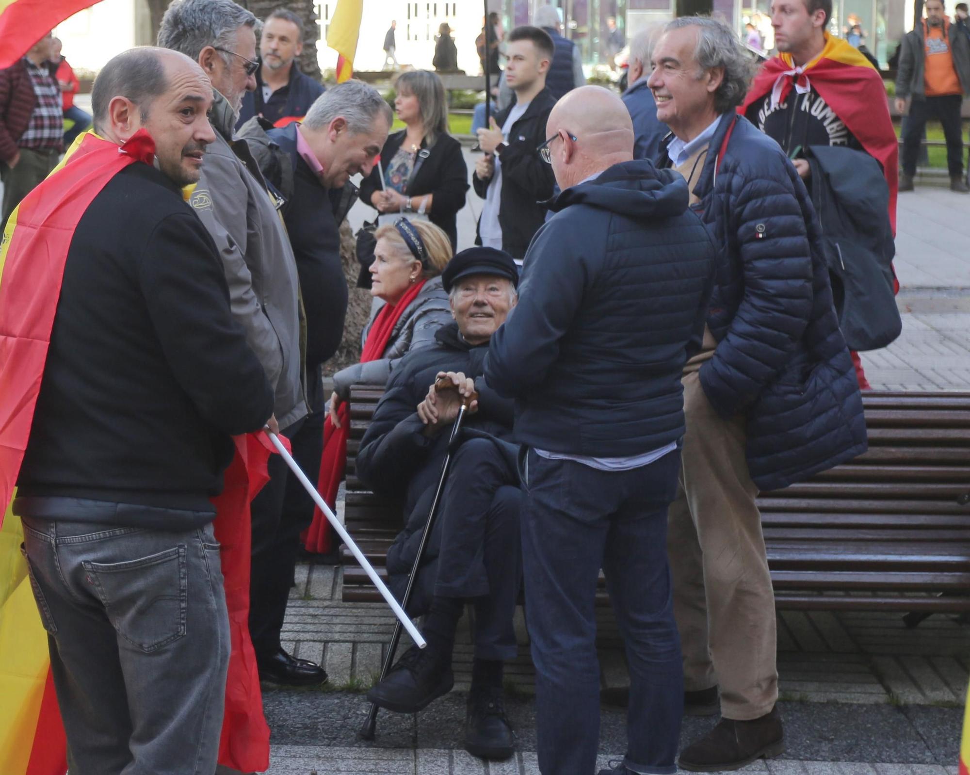 Miles de personas protestan en A Coruña contra la amnistía