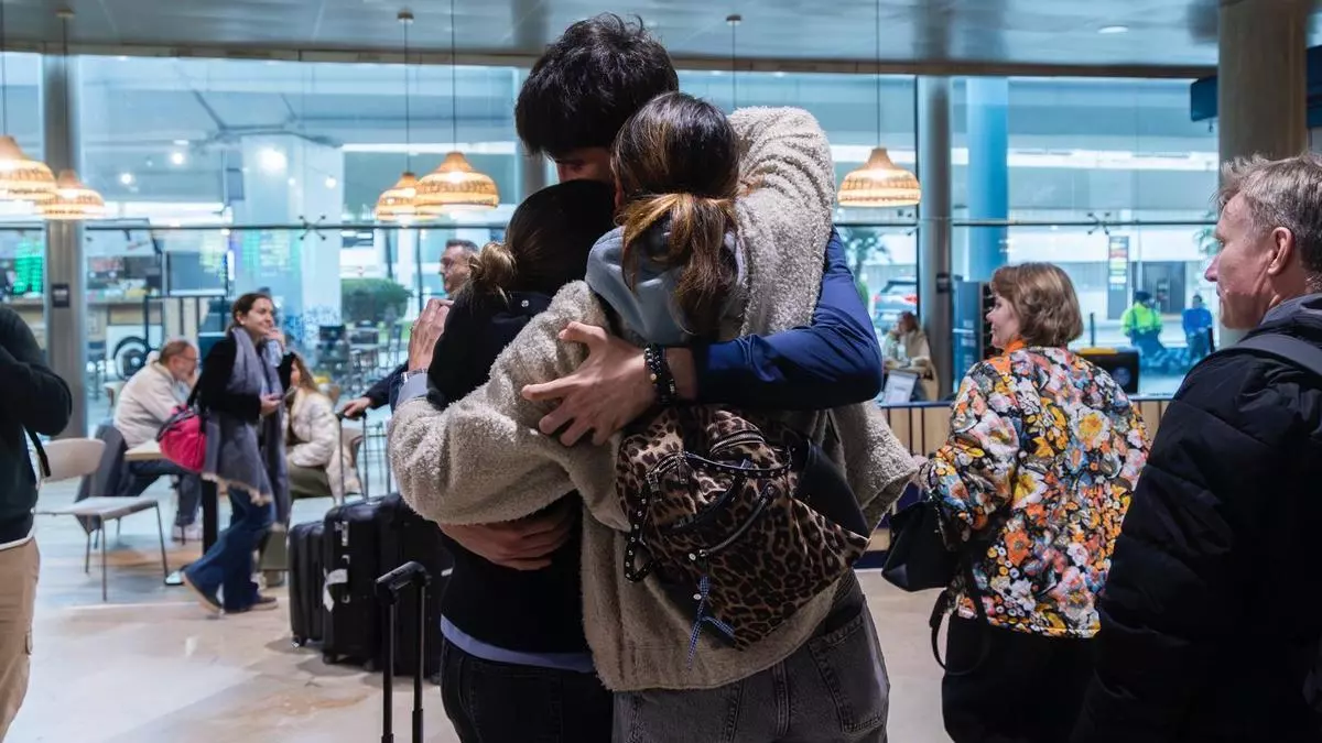 La expedición de Valencia Basket ya está en casa: "Desde el hotel se escuchaban explosiones"