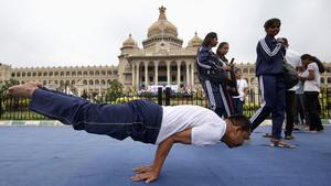 Día Internacional del Yoga en la India