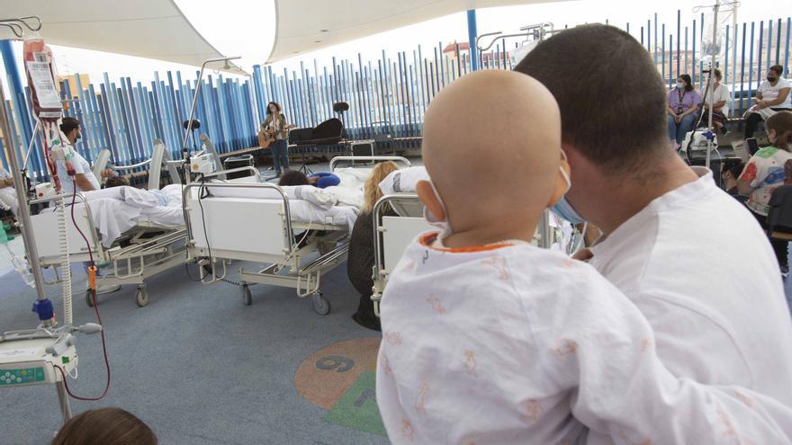 Música para iniciar el curso en el Aula Pediátrica del Hospital General de Alicante