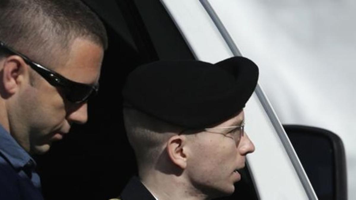 El soldado Bradley Manning a su llegada a la base militar de Fort Meade.