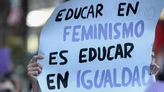 El PP de San Vicente saca adelante la moción del 8M gracias a la izquierda... y vota no a la moción de la izquierda