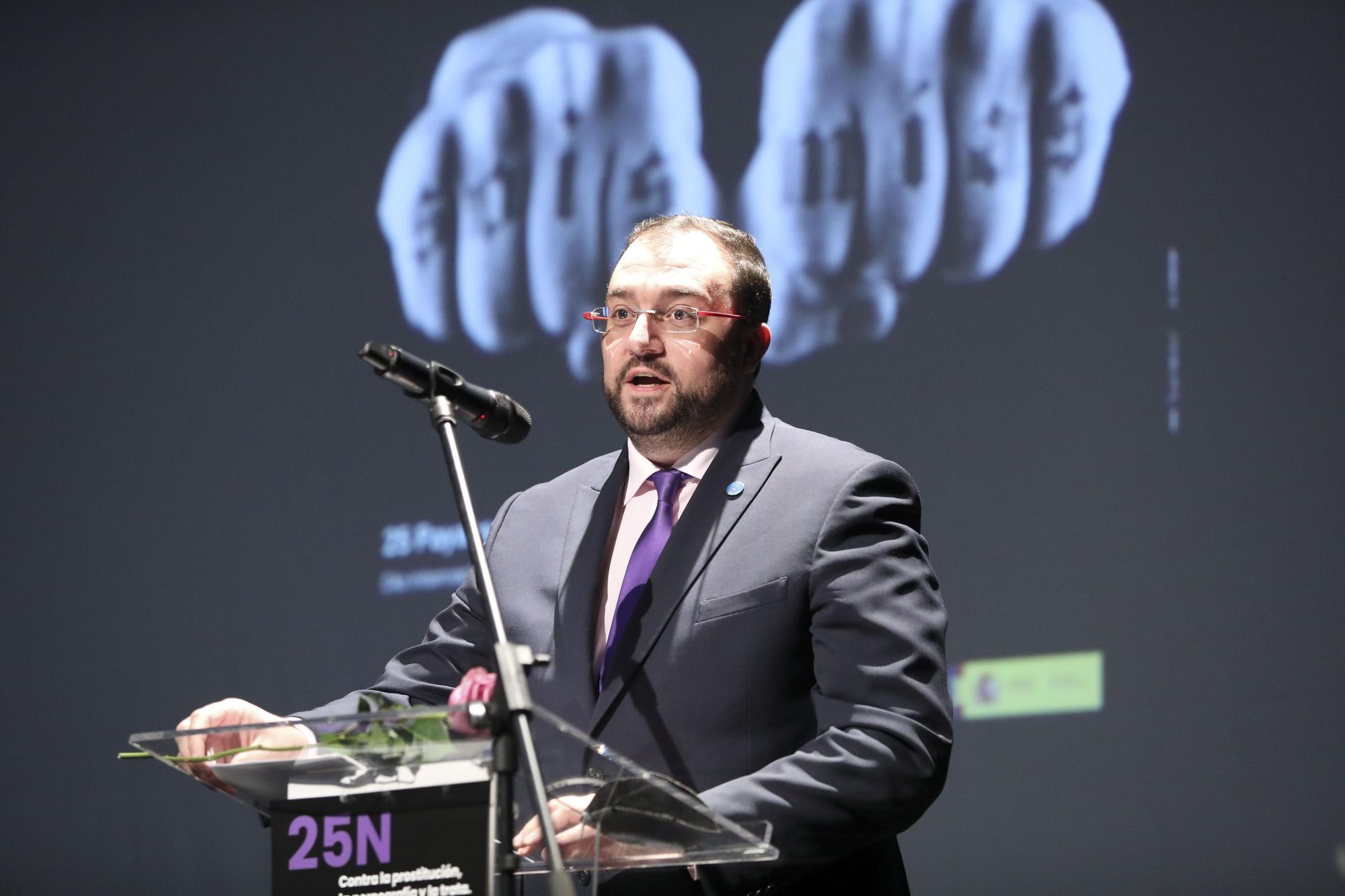 Acto institucional en Corvera en el día contra la violencia que sufren las mujeres