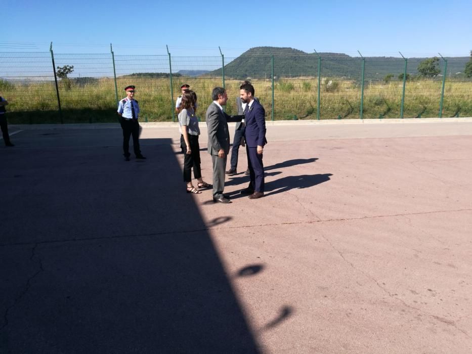 Roger Torrent visita els presos a Lledoners