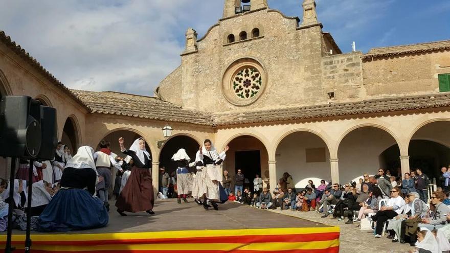 Encuentro de escuelas de baile