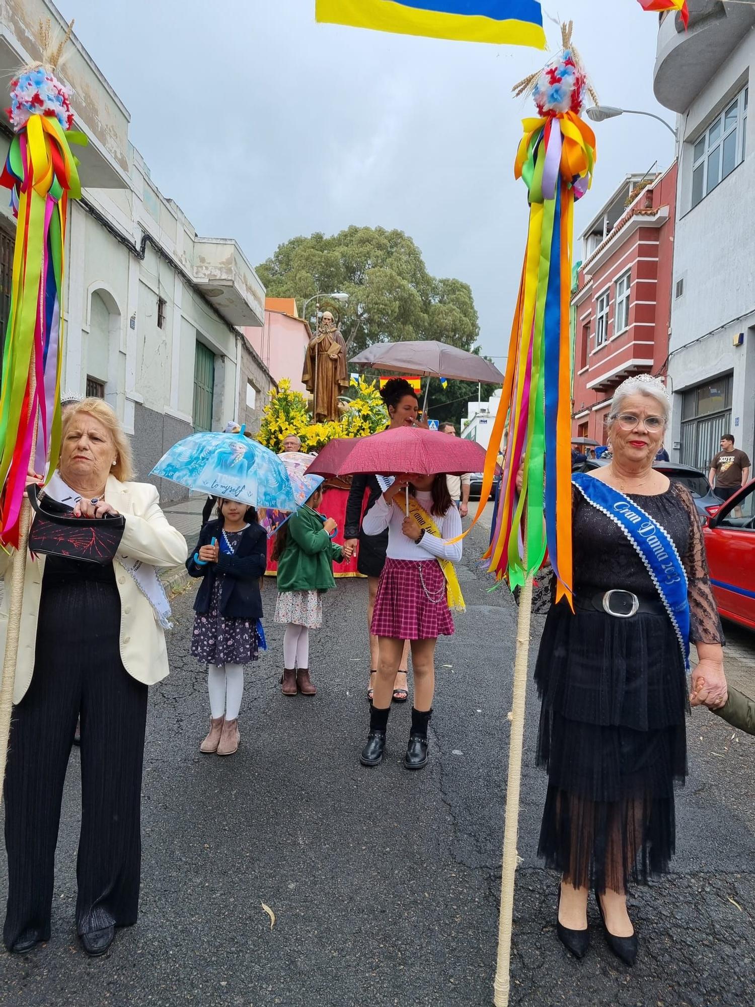 Procesión en honor a San Antonio Abad en Tamaraceite