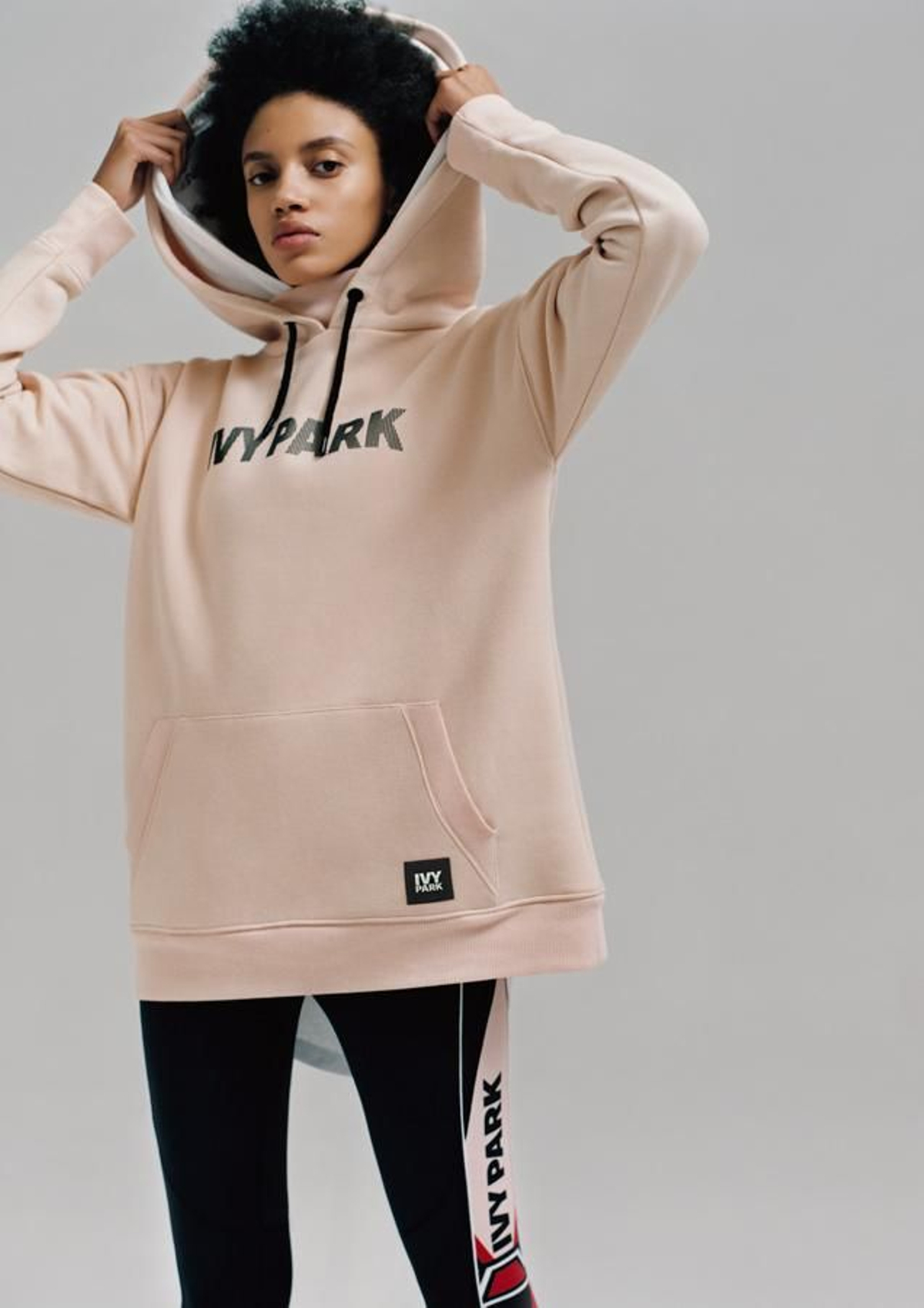 Ivy Park SS 2017: sudadera rosa