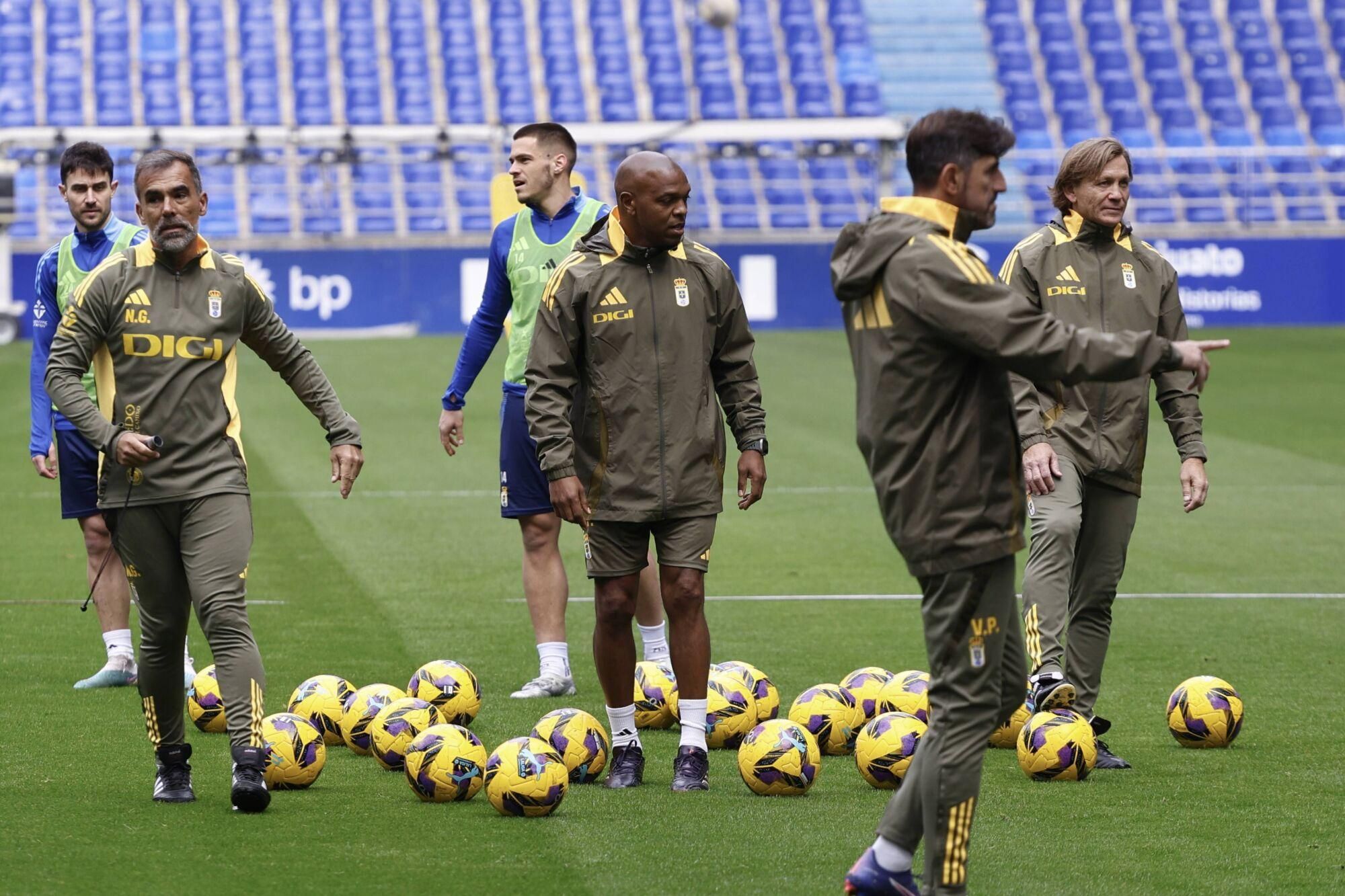 Primer entrenamiento de Paunovic en el Real Oviedo