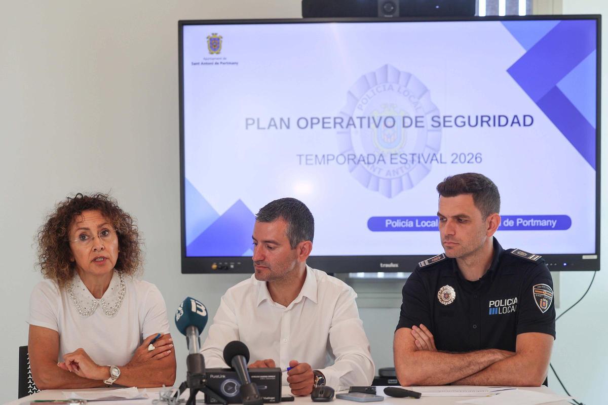 La Policía Local de Sant Antoni presenta su dispositivo especial de verano La Policía Local de Sant Antoni presenta su dispositivo especial de verano