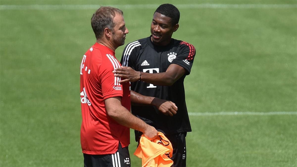 Flick y Alaba, durante un entrenamiento del Bayern