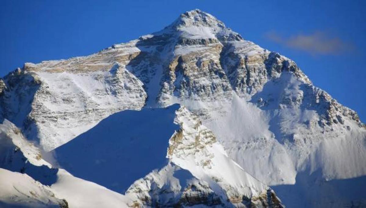 L'Everest continua creixent