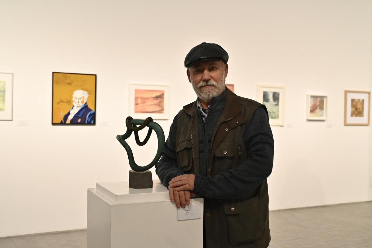 José Antonio Barrios, este martes con su obra.