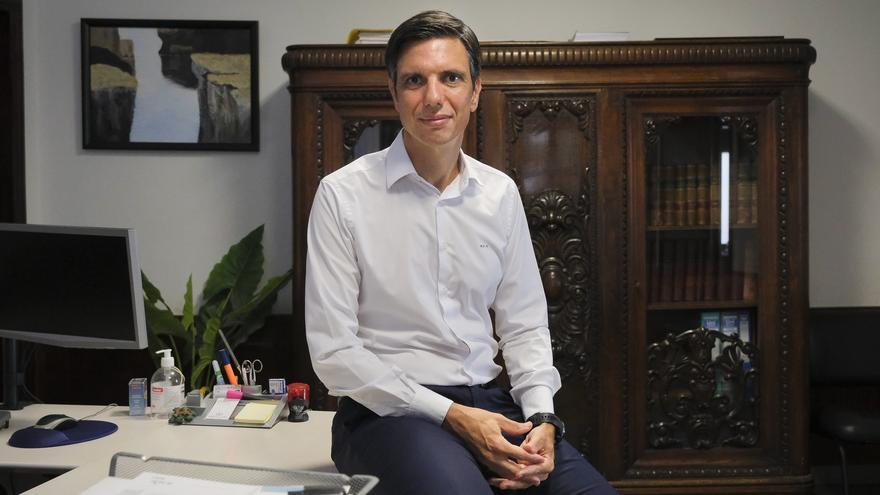Néstor García-Cuyás, abogado: &quot;Cuesta hacerse un hueco como bufete fuera de los grandes núcleos&quot;