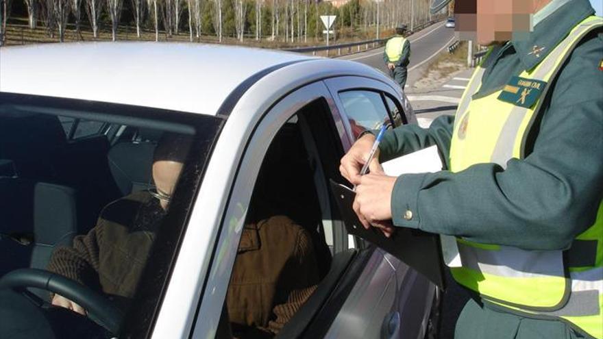 Las leyes contra conductores temerarios y el tabaco bajan las muertes un 37%