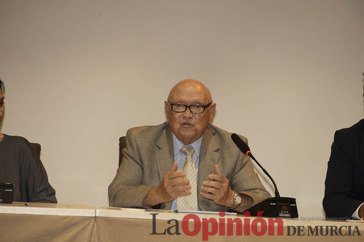 Entrega de los premios de la Fundación Robles Chillida a estudiantes caravaqueños