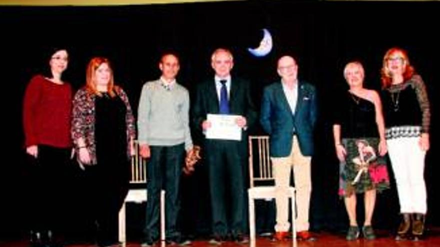 Entregados los premios de poesía Luna Azul