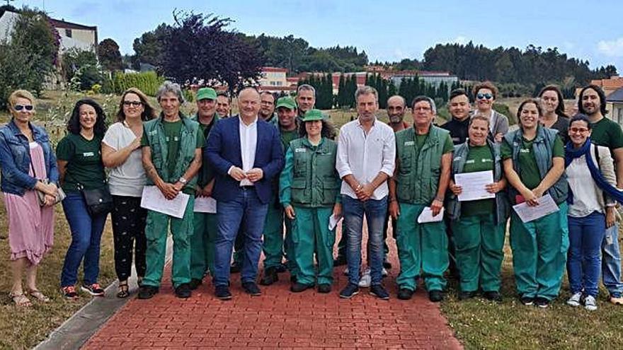 Un área verde regenerada por desempleados