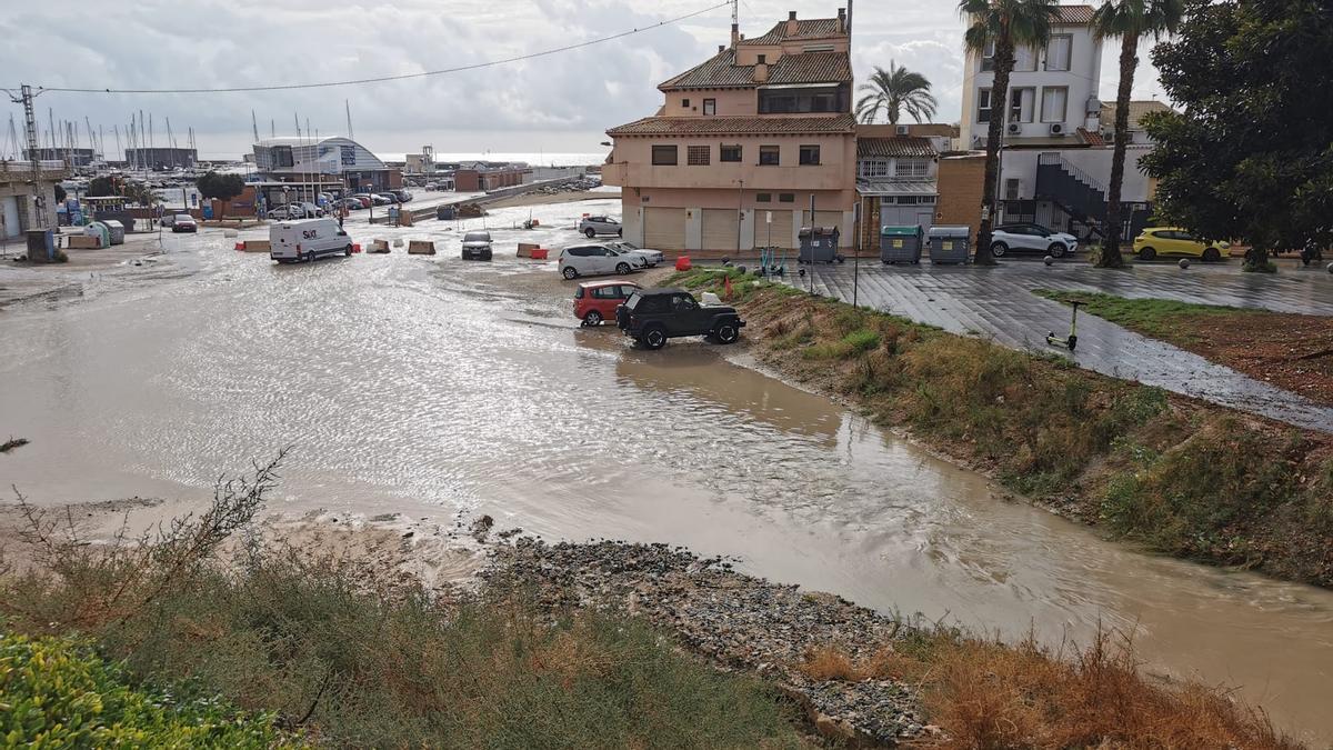 Las lluvias han dejado así El Campello