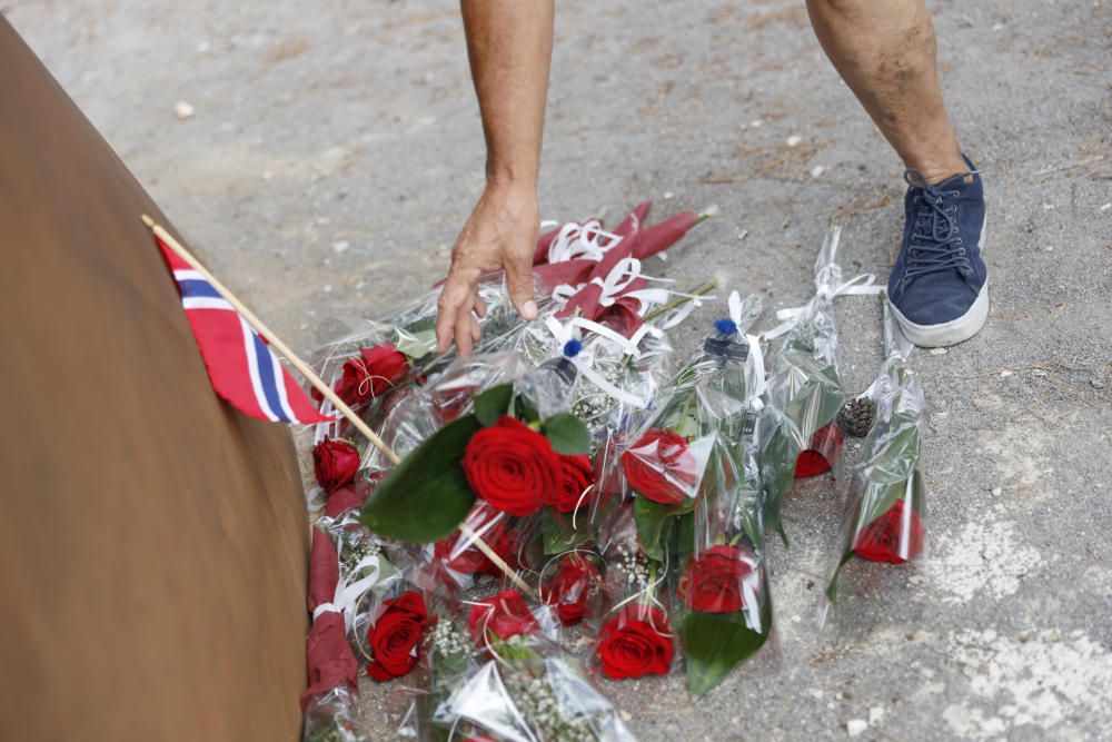 L'Alfàs rinde homenaje a las víctimas de Oslo y Utoya
