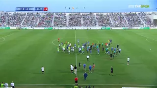 Betis y Como, un amistoso a puñetazo limpio