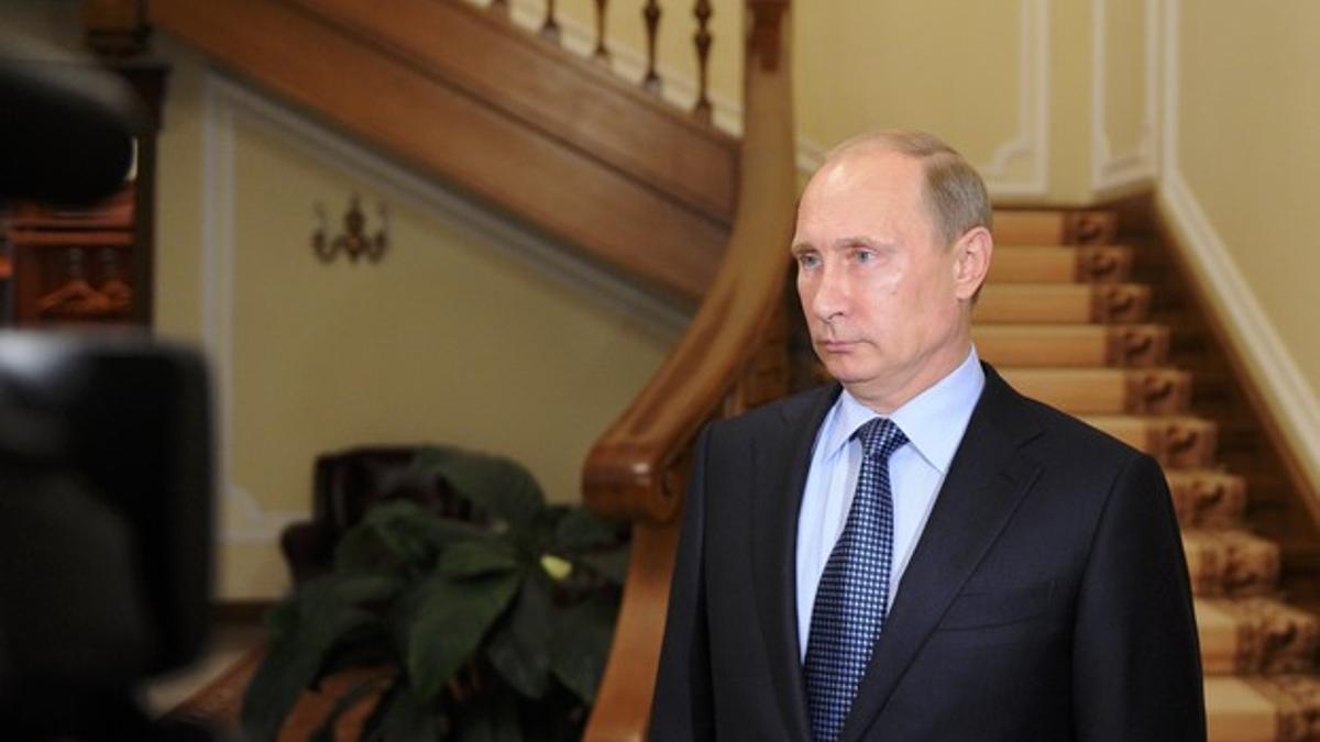 Vladimir Putin, en su residencia de Novo-Ogaryovo, en las cercanías de Moscú, este martes.