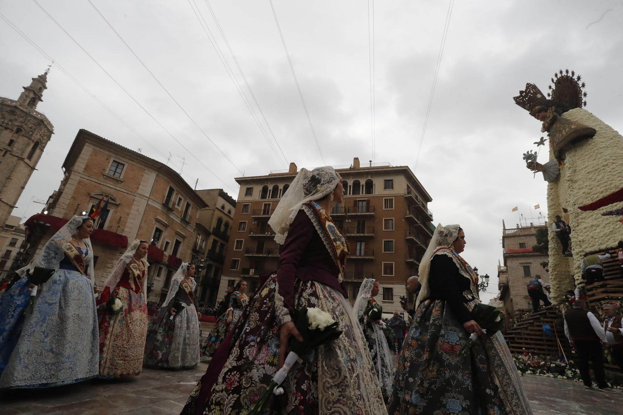 Búscate en el segundo día de ofrenda por la calle de la Paz (entre las 17:00 a las 18:00 horas)