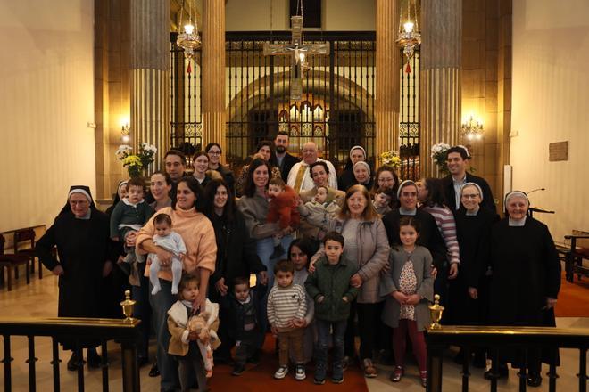 La presentación de los niños.