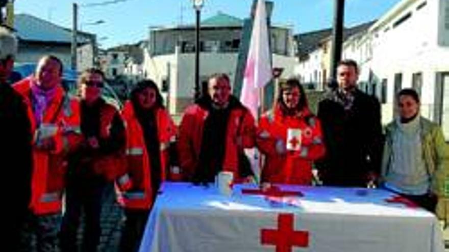 Colecta solidaria de Cruz Roja en La Coronada