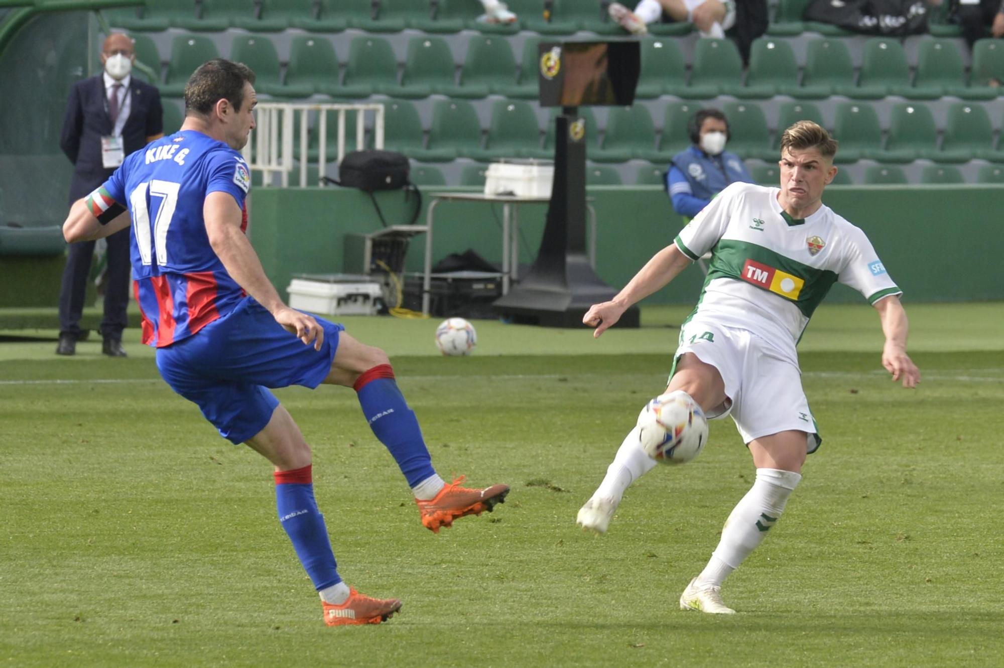 El Elche vence al Eibar 1-0 y se reencuentra con la victoria después de 17 partidos