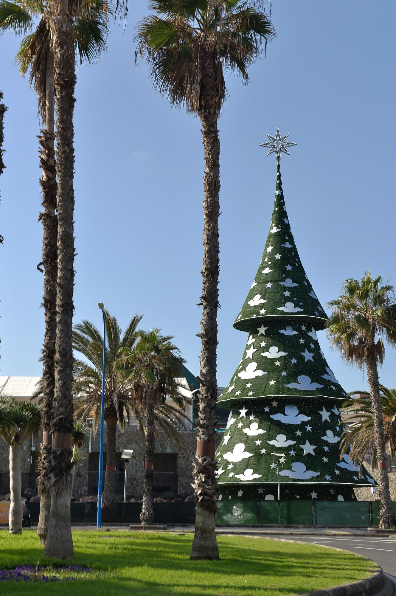 Árbol de Navidad en el CC Las Arenas