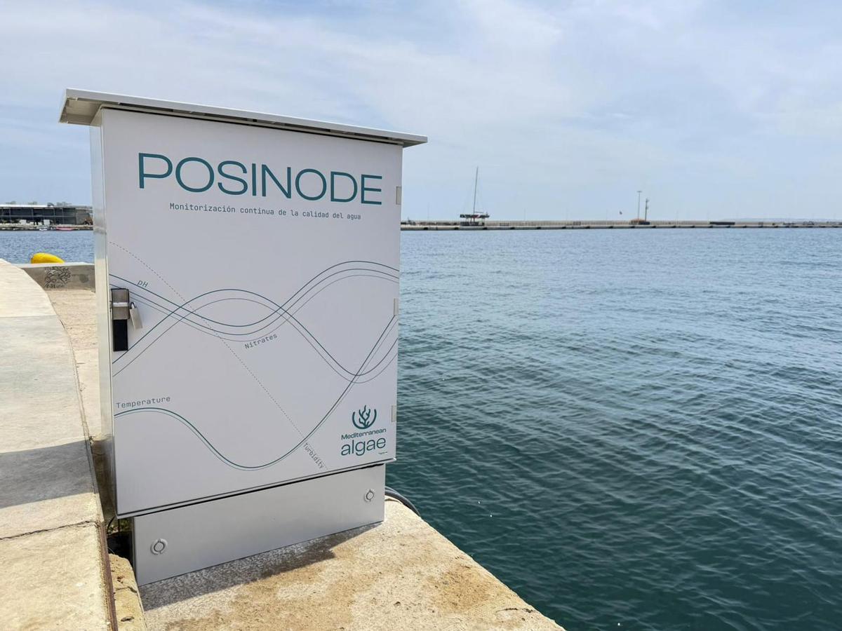 Una de las estaciones de vigilancia de la calidad del agua de la firma.