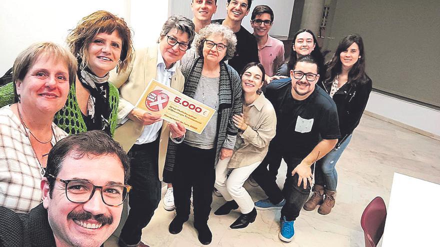 Donan 5.000 euros para un estudio del cáncer de mama