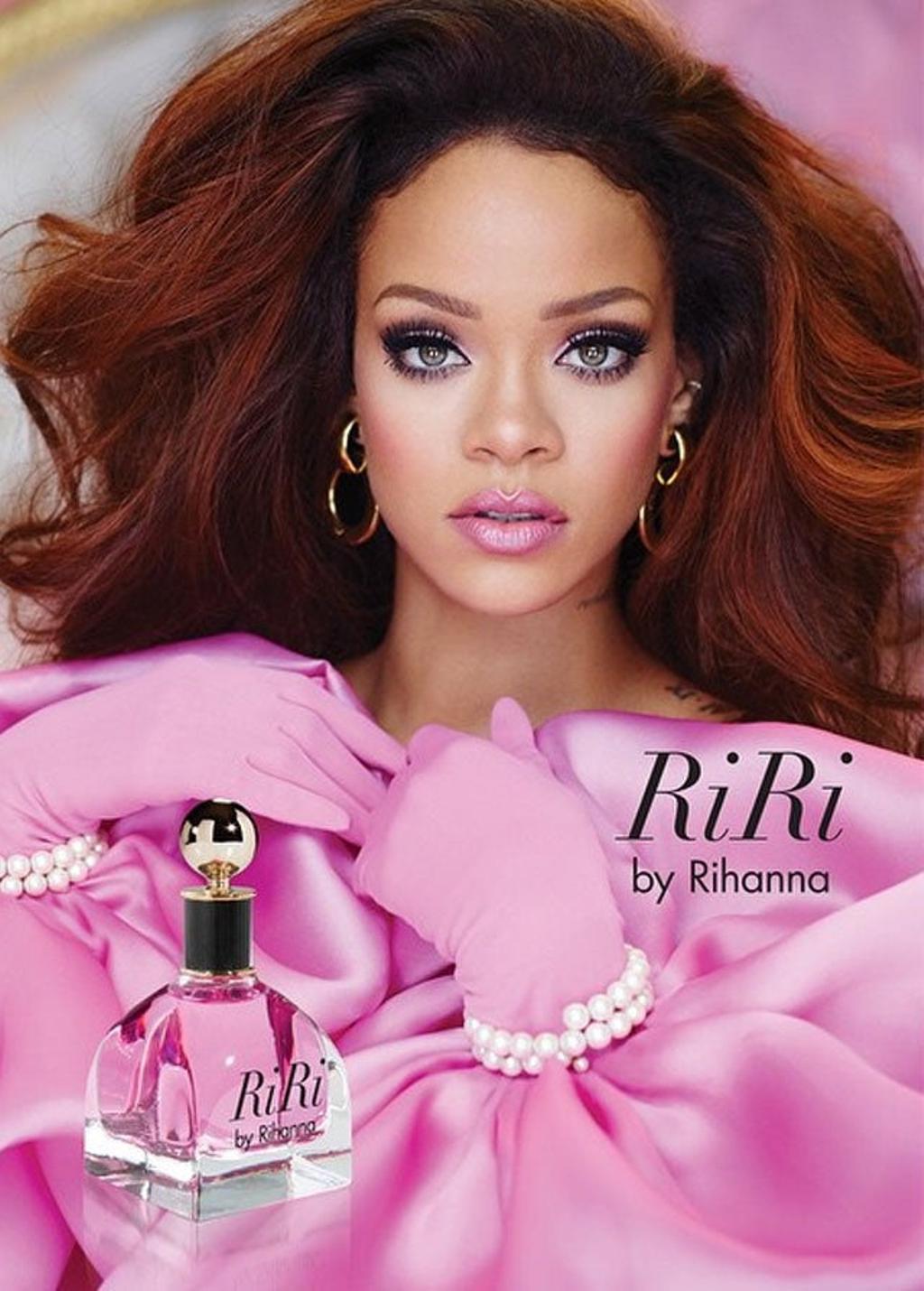 Rihanna anuncia su nueva fragancia 'RiRi'