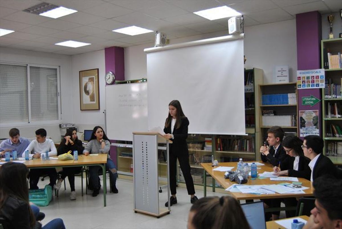 II Torneo de debate