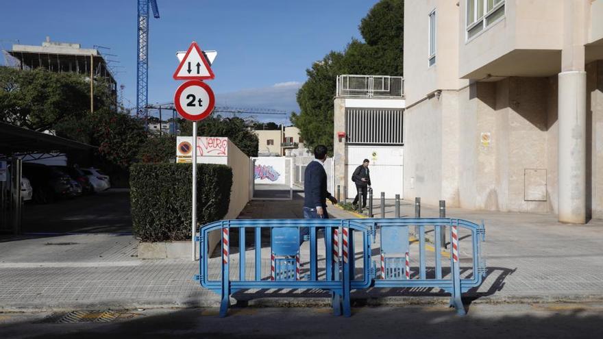 Obras del Paseo Marítimo: El parking alternativo de la calle Federico García Lorca continúa cerrado