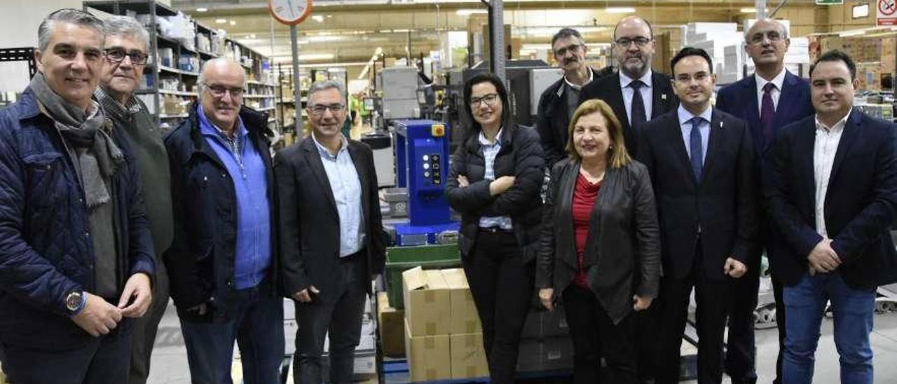 Candidatura del PP, en el Polígono Industrial de Pereiro de Aguiar. // FdV