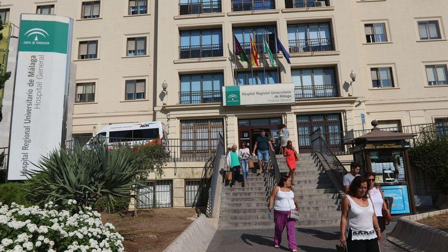 Fachada del hospital Carlos Haya.