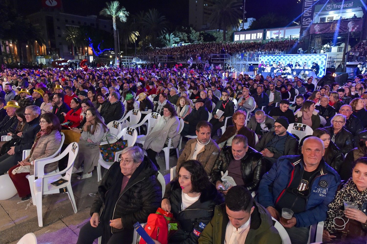 La Gala de la Reina del Carnaval de Las Palmas de Gran Canaria, presentadores, público y actuaciones