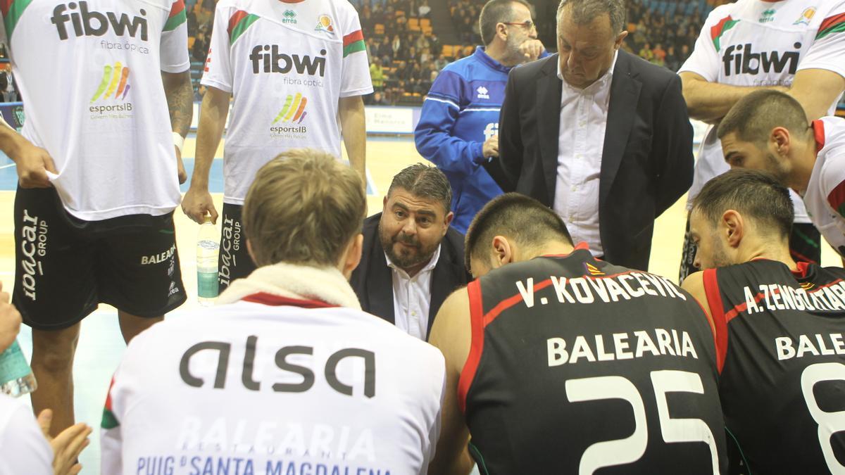 Pau Tomàs, durante un partido en Menorca.