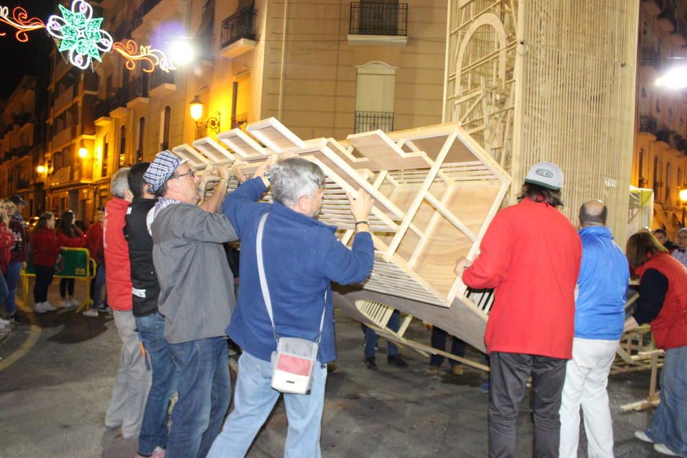 El espectáculo de plantar  "al tombe"