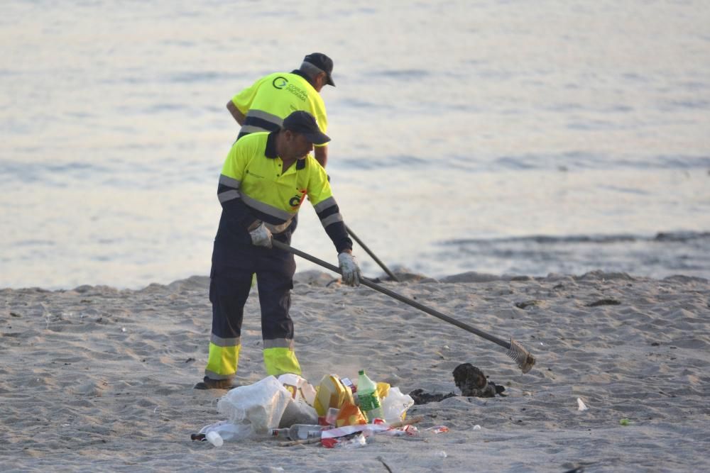 Así amanecieron playas de la ensenada del Orzán